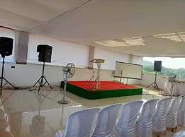 Deep International a Luxury Hotel