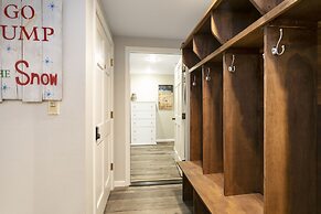 608 Avon Center Lodge 2 Bedroom Condo