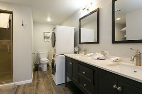 608 Avon Center Lodge 2 Bedroom Condo