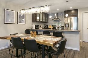 608 Avon Center Lodge 2 Bedroom Condo