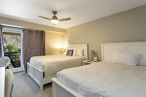 608 Avon Center Lodge 2 Bedroom Condo