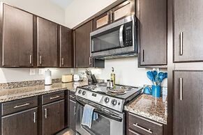 Fun Soco 1BR King Suite w Gympickleballlaundry