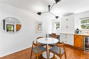 Close to Domain DT Shopping Chic Serene 3BR