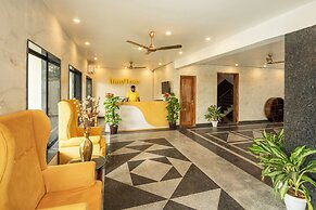 Lime Tree Hotel & One BHK Serviced Apartment - Noida Sector 50 Metro