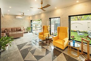 Lime Tree Hotel & One BHK Serviced Apartment - Noida Sector 50 Metro