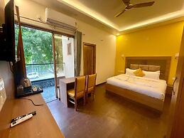 Lime Tree Hotel & One BHK Serviced Apartment - Noida Sector 50 Metro