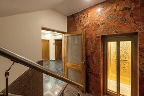 Lime Tree Hotel & One BHK Serviced Apartment - Noida Sector 50 Metro