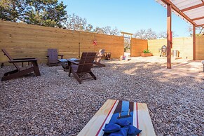 Romantic Luxury Retreat-hot/cold pool & sauna