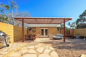 Romantic Luxury Retreat-hot/cold pool & sauna