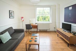 1BD Flat Stoke Newington Well Connected City Centre