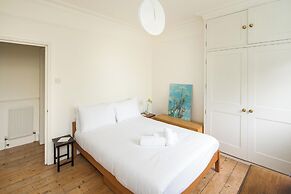 1BD Flat Stoke Newington Well Connected City Centre