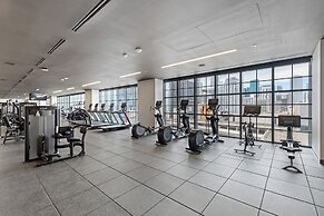 Prime Downtown Location Luxury Studio