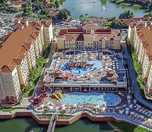 Luxury Resort Minutes from Disney