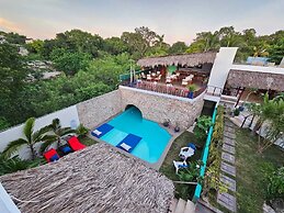 Mayan Majesty Boutique Hotel