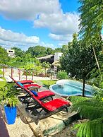 Mayan Majesty Boutique Hotel