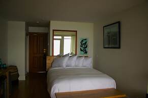 Sooke Harbour House