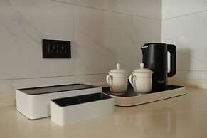 Golden Seagulls Hotel