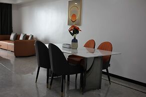 Golden Seagulls Hotel