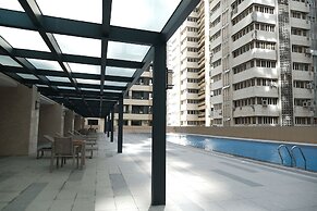 Golden Seagulls Hotel