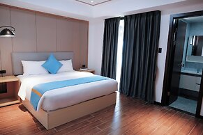 Golden Seagulls Hotel