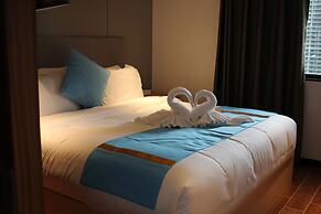 Golden Seagulls Hotel