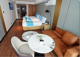 Golden Seagulls Hotel