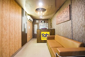 Fabhotel The Grand Palace