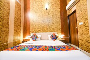 Fabhotel The Grand Palace