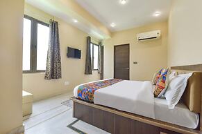 Fabhotel Pearl Square