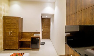 Fabhotel Prime Parisar