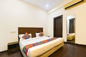 Fabhotel Silver Tree