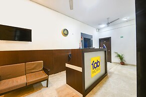 Fabhotel Silver Tree