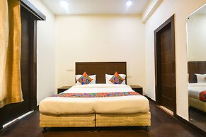 Fabhotel Silver Tree