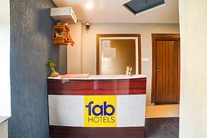 Fabhotel Dream Inn