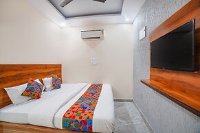 Fabhotel Dream Inn