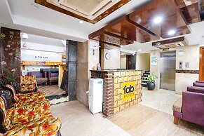 Fabhotel Lailas County