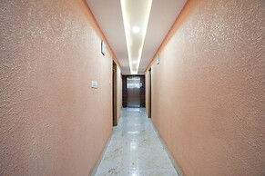 Fabhotel A White Pearl Suites