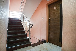 Fabhotel A White Pearl Suites