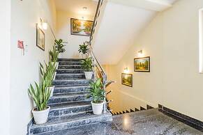 Fabhotel Wr Grand I