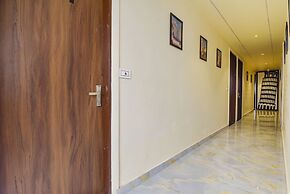 Fabhotel Blooming Beds Pearl