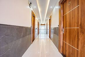 Fabhotel The Vrindavan Inn