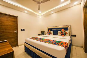 Fabhotel The Grand Velvet