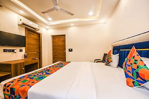 Fabhotel The Grand Velvet