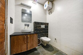 Fabhotel The Grand Velvet