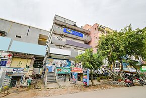 Fabhotel Vk Luxury Room'S