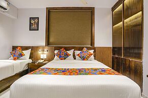 Fabhotel Peralz