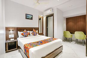 Fabhotel Peralz