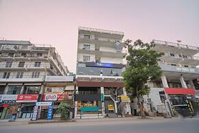 Fabhotel Wamson