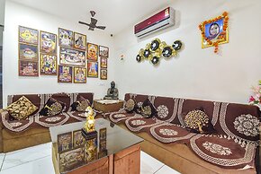 Fabexpress Anandam Palace Guest House