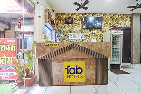 Fabexpress Anandam Palace Guest House